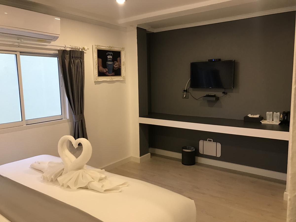 White House By 88 Hotel Панг Нга Екстериор снимка